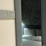Center Boutique 3* Тирана