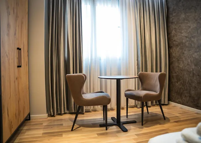 Center Boutique מלון 3*