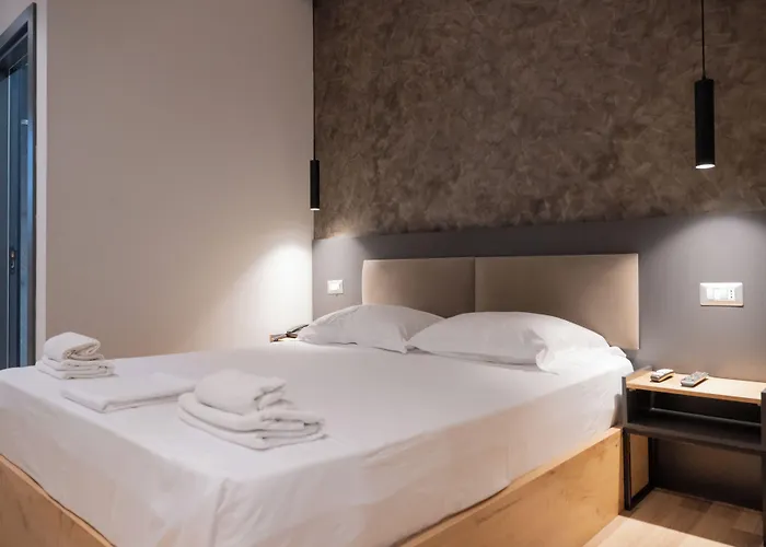 Center Boutique טיראנה