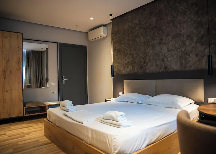 Center Boutique 3*
