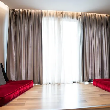 Center Boutique 3* Tirana
