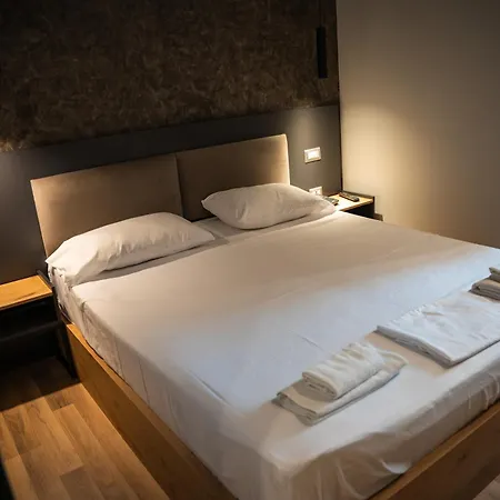 Center Boutique Hotel 3*