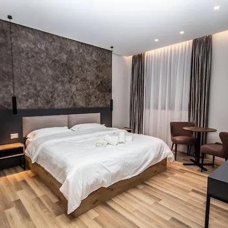 Center Boutique 3*