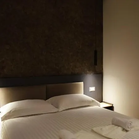 Center Boutique 地拉那