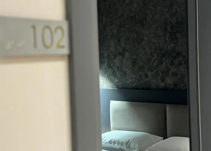 Center Boutique 3* Tirana