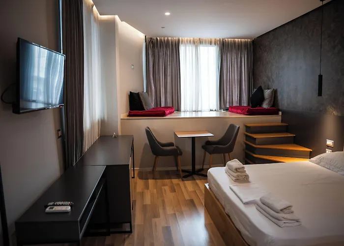 Center Boutique 3* Tirana